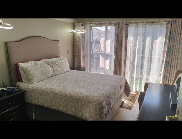 3 BEDROOM DUPLEX FOR SALE IN EQUESTRIA